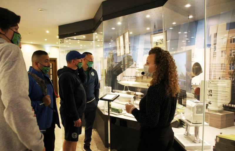 Сегодня Тульский музей оружия принимал юных хоккеистов – участников Кубка Губернатора Тульской области по хоккею Тульский Государственный Музей Оружия