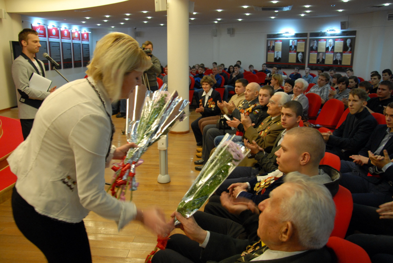 Призывники! Служите честно и помните, что вы – правнуки солдат-победителей! Тульский Государственный Музей Оружия
