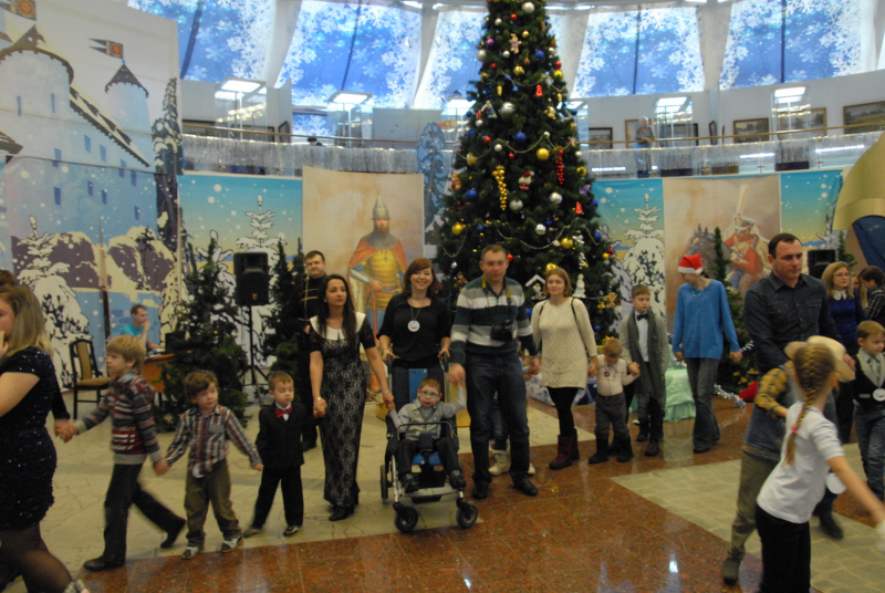 В музее оружия новогодний праздник для «Маленькой страны». Тульский Государственный Музей Оружия