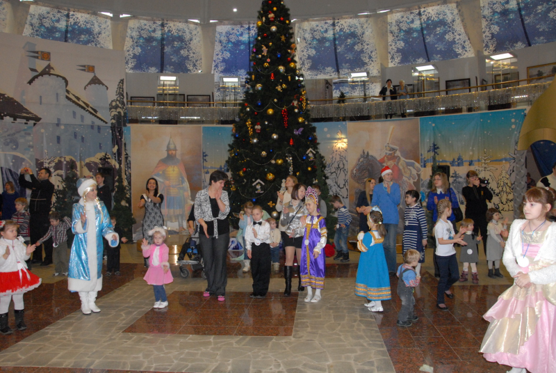 В музее оружия новогодний праздник для «Маленькой страны». Тульский Государственный Музей Оружия