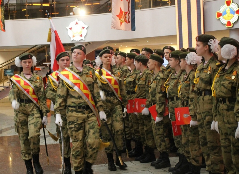 Сегодня в Тульском музее оружия состоялась церемония торжественной клятвы воспитанников Кадетского учебного центра Росгвардии имени героя России Е.Ю. Рындина. Тульский Государственный Музей Оружия