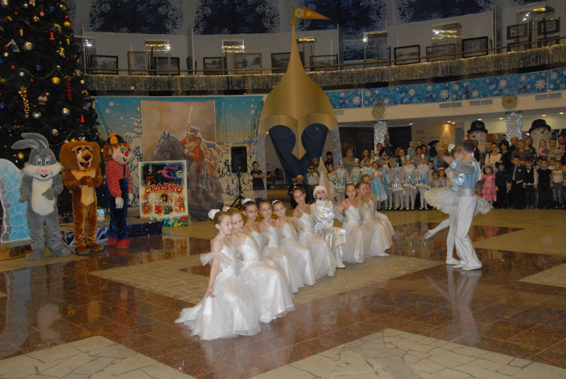 Весело мы вместе встречаем Новый год! Тульский Государственный Музей Оружия