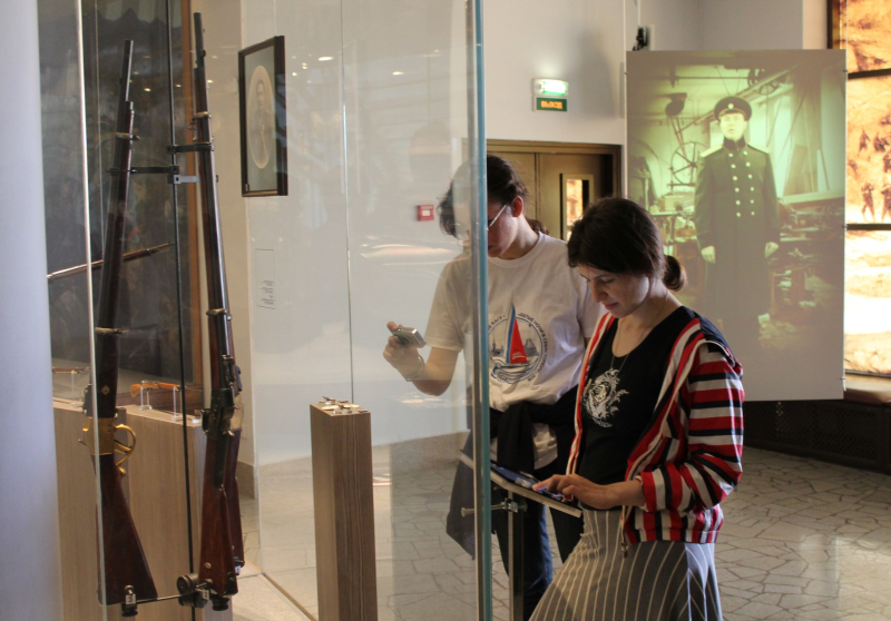 Участники фестиваля «Белые ночи в Севастополе» в Тульском музее оружия. Тульский Государственный Музей Оружия