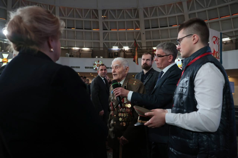 В Тульском музее оружия открылся II Международный форум «Вторая мировая война: история и историческая память в России и мире» ! Тульский Государственный Музей Оружия