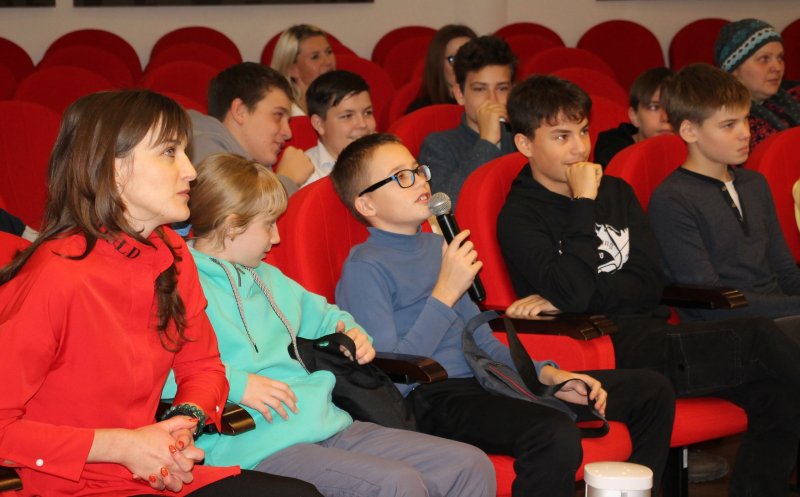 В самую творческую ночь в году – «Ночь искусств» - в Тульском музее оружия юные посетители стали участниками познавательных программ Тульский Государственный Музей Оружия