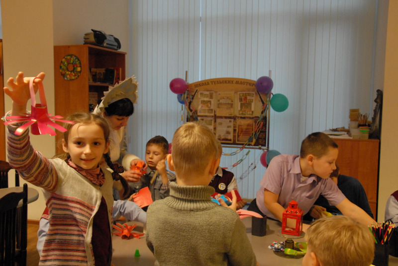 В мастерской музея Дед Мороз и Снегурочка встречали маленьких друзей Тульский Государственный Музей Оружия