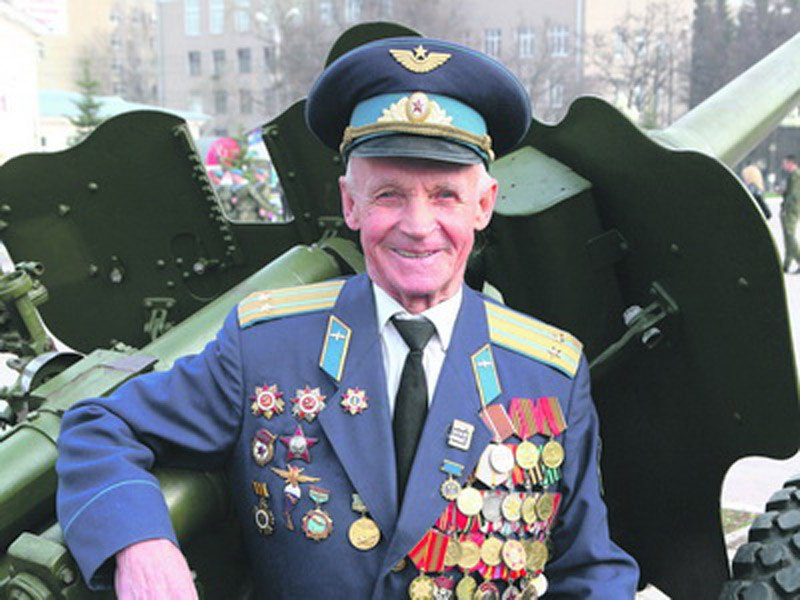 Сердечно поздравляем с 95-летием Николая Ивановича Кульпова, ветерана Великой Отечественной войны, Почетного гражданина Тульской области! Тульский Государственный Музей Оружия