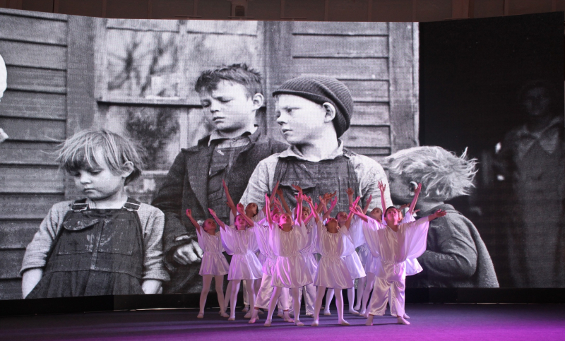 «Весна на клавишах Победы!» - проникновенное театрализованное представление состоялось сегодня в музее оружия. Тульский Государственный Музей Оружия