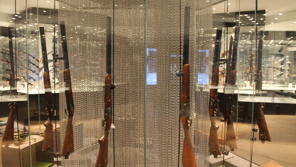 В здании-шлеме музея оружия завершаются работы по созданию новой постоянной экспозиции Тульский Государственный Музей Оружия