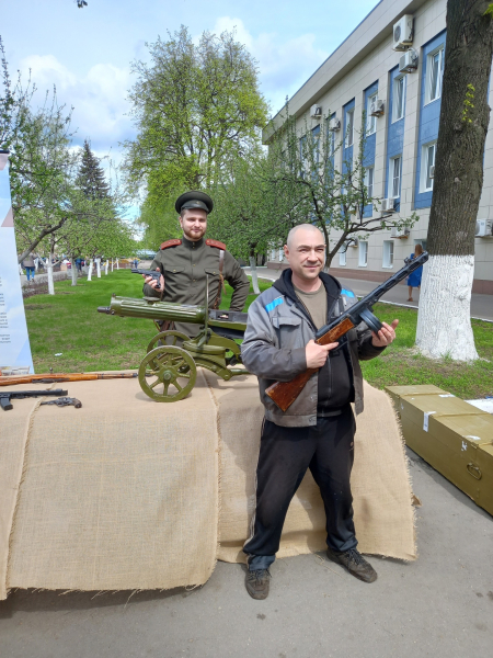 Тульский музей оружия провел выездную интерактивную выставку «Стрелковое оружие Великой Отечественной войны» в АО «НПО «СПЛАВ» им. А.Н. Ганичева» Тульский Государственный Музей Оружия