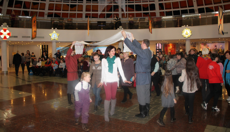 «Целуйте руки матерям своей любовью Вас хранящих!» - творческий вечер в музее оружия, посвященный Международному дню матери. Тульский Государственный Музей Оружия