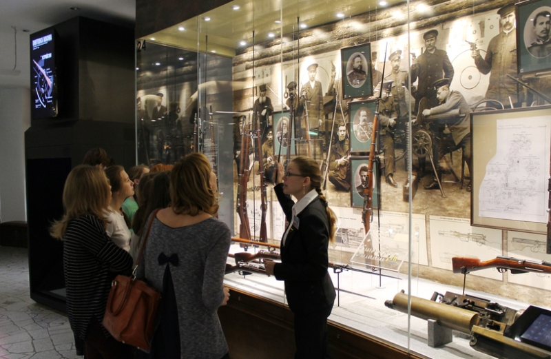 Юные журналисты из Петербурга подготовят о музее оружия цикл радиопередач. Тульский Государственный Музей Оружия