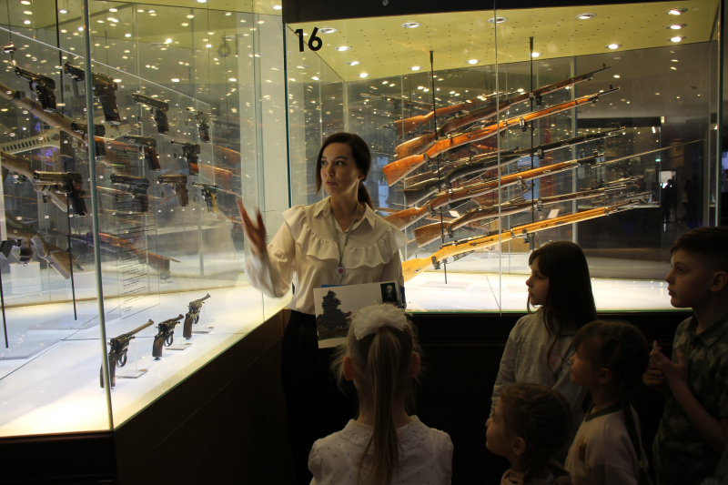 Торжественная церемония награждения участников творческих мастер-классов «Сохраняя традиции» для детей с ограниченными возможностями здоровья Тульский Государственный Музей Оружия