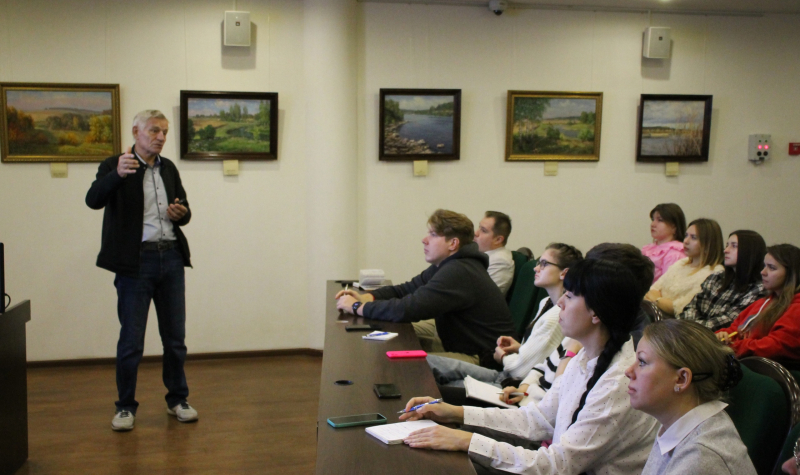 Для музейных специалистов состоялась лекция В.А. Власова, директора Выставочного центра Института высокоточных систем имени В.П. Грязева Тульский Государственный Музей Оружия