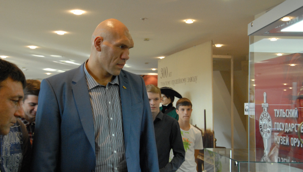 Николай Валуев в Тульском музее оружия! Тульский Государственный Музей Оружия