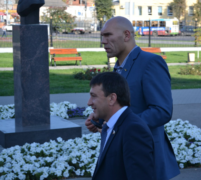 Николай Валуев в Тульском музее оружия! Тульский Государственный Музей Оружия