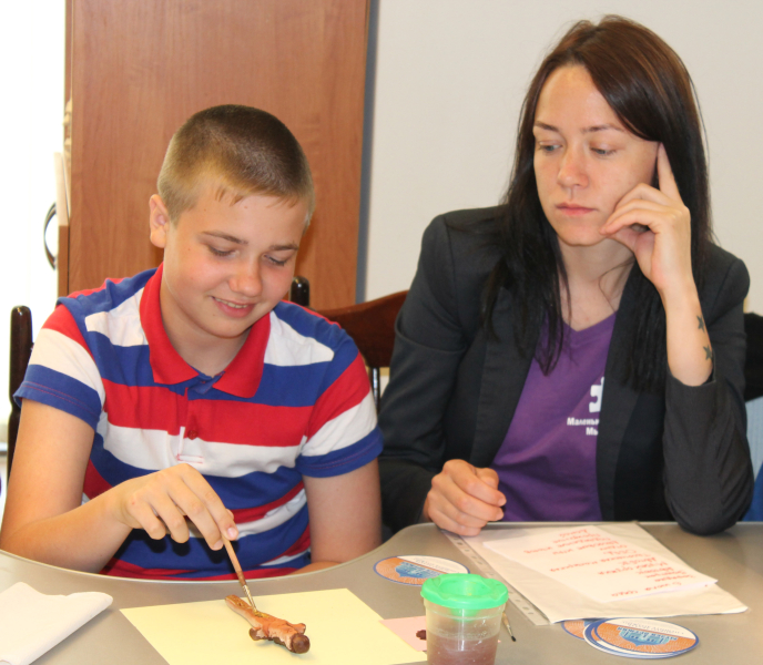 «Добро худо переможет». В музее прошло очередное занятие с «особенными» детьми Тульский Государственный Музей Оружия