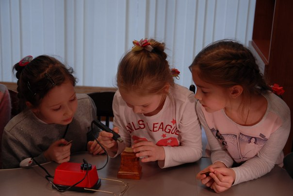 Из дерева и кожи. Мастер-класс профессионала. Тульский Государственный Музей Оружия