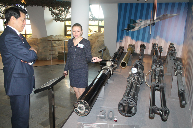 Сегодня музей оружия посетил Посол Китая в Российской Федерации господин Ли Хуэй Тульский Государственный Музей Оружия