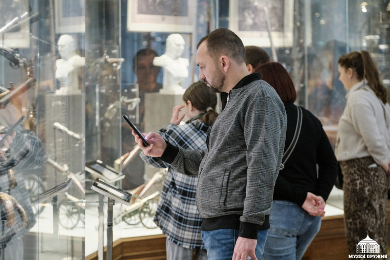 В течение дня и «Ночи искусств» Тульский государственный музей оружия радушно принял более 9 700 посетителей. Тульский Государственный Музей Оружия