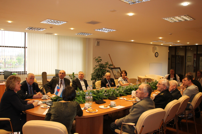 Активная роль ветеранов-наставников в патриотическом воспитании молодежи – главная тема заседания Клуба боевых друзей в Тульском музее оружия Тульский Государственный Музей Оружия