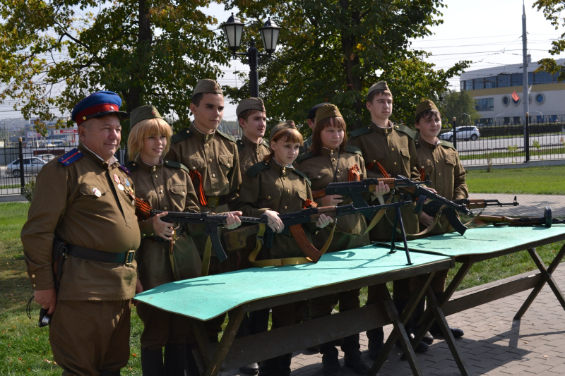 Туляки успешно проходят курс молодого бойца… Тульский Государственный Музей Оружия