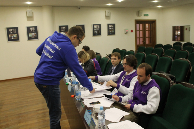 Более 1300 студентов из 48 регионов России – участников «Студенческой весны» радушно принял Тульский музей оружия Тульский Государственный Музей Оружия