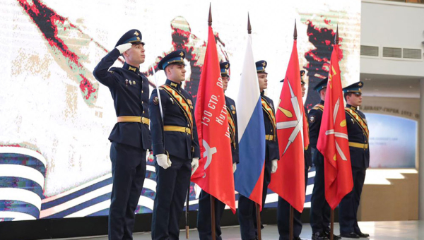Губернатор Тульской области А.Г. Дюмин вручил ветеранам юбилейные медали «75 лет Победы в Великой Отечественной войне 1941-1945 гг.» в Тульском музее оружия Тульский Государственный Музей Оружия