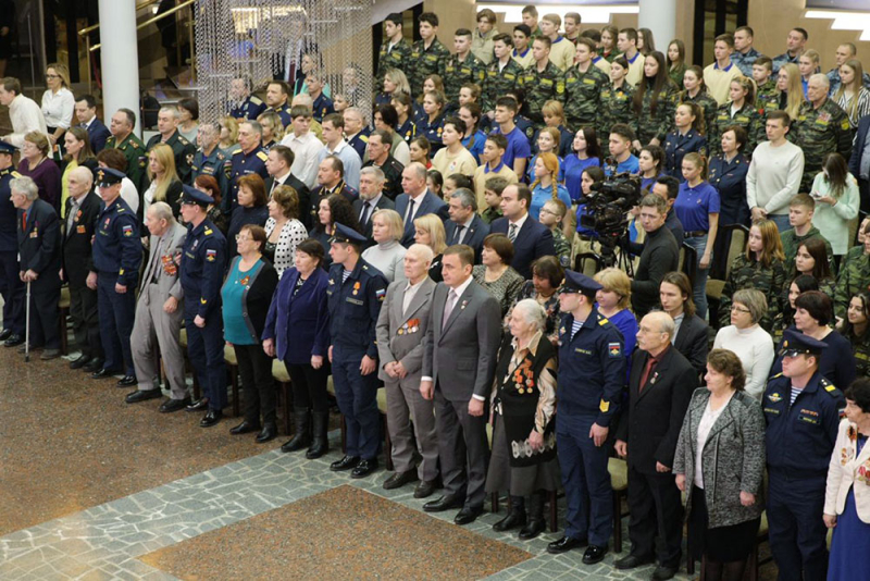 Губернатор Тульской области А.Г. Дюмин вручил ветеранам юбилейные медали «75 лет Победы в Великой Отечественной войне 1941-1945 гг.» в Тульском музее оружия Тульский Государственный Музей Оружия