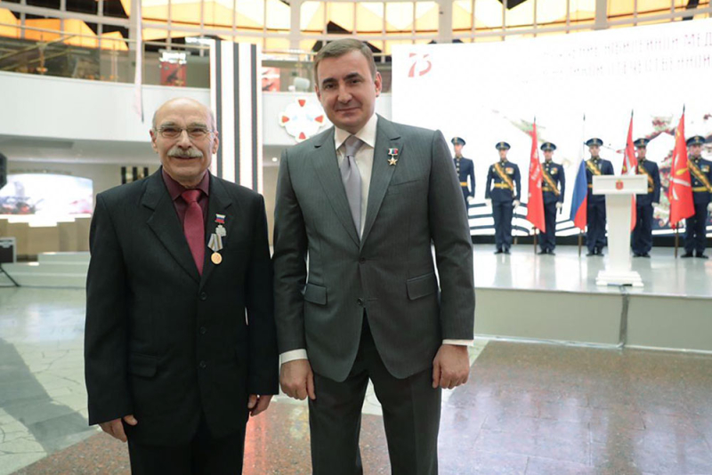 Губернатор Тульской области А.Г. Дюмин вручил ветеранам юбилейные медали «75 лет Победы в Великой Отечественной войне 1941-1945 гг.» в Тульском музее оружия Тульский Государственный Музей Оружия