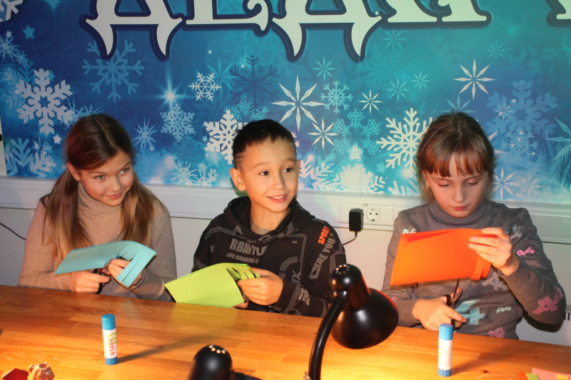 Дорогие друзья!18 ноября празднует День рождения самый главный зимний волшебник – российский Дед Мороз! Тульский Государственный Музей Оружия