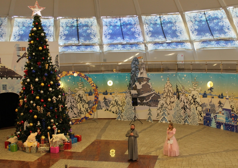 Новогодняя ёлка «Маленькой страны» в музее оружия. Тульский Государственный Музей Оружия