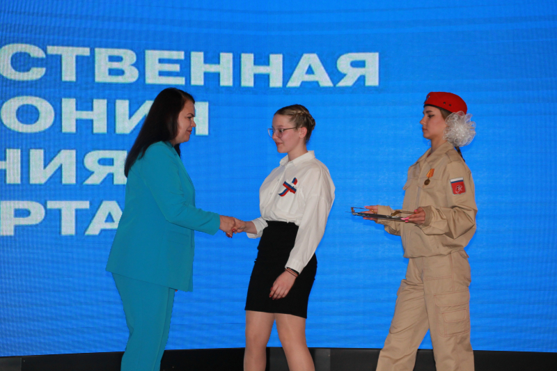 Сегодня в Тульском музее оружия состоялась торжественная церемония вручения паспортов молодым гражданам Российской Федерации! Тульский Государственный Музей Оружия