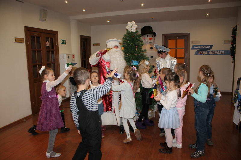 Впервые в музее оружия! Праздничная онлайн-программа «День рождения Деда Мороза»! Не пропустите! Тульский Государственный Музей Оружия