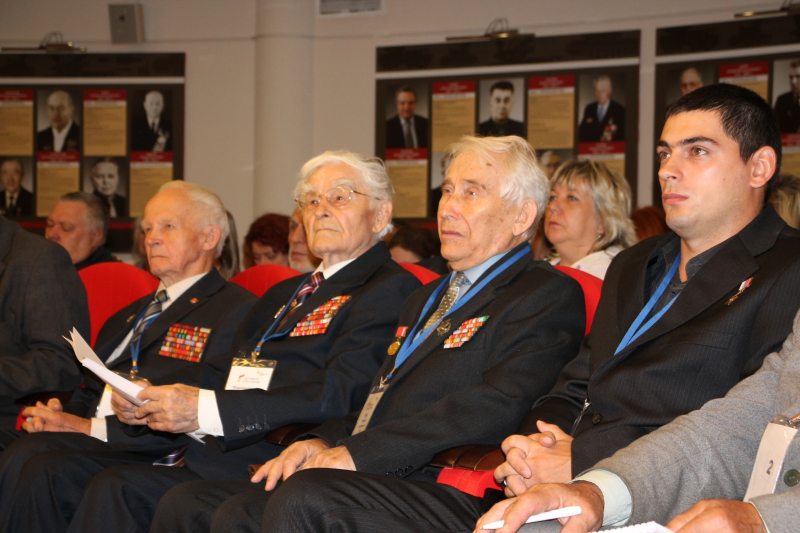 Форум Всероссийского проекта «Эстафета поколений» начал работу в Тульском музее оружия. Тульский Государственный Музей Оружия