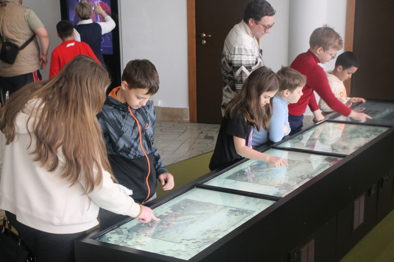 Более 11 000 тысяч туляков и гостей города-героя уже посетили музей оружия 8 и 9 Мая! Тульский Государственный Музей Оружия