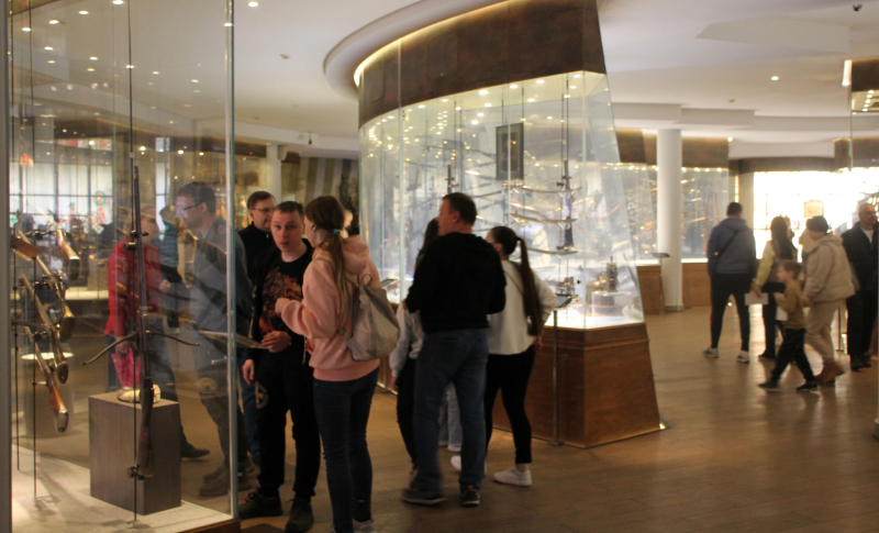 Более 20 000 гостей из разных регионов России посетили Тульский музей оружия в канун праздника и в День Победы. Тульский Государственный Музей Оружия