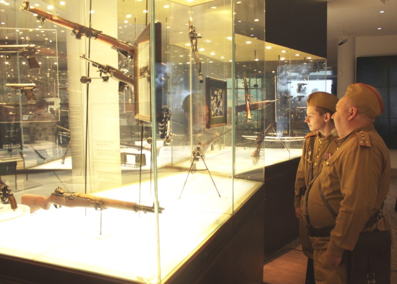 Более 20 000 гостей из разных регионов России посетили Тульский музей оружия в канун праздника и в День Победы. Тульский Государственный Музей Оружия
