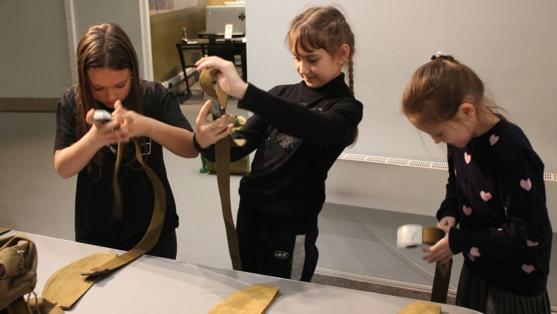 В Тульском музее оружия участниками патриотической программы «Курс молодого бойца» стали школьники из Новомосковска Тульский Государственный Музей Оружия