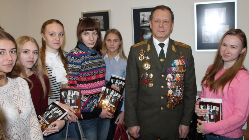 К 75-летию героической обороны Тулы: презентация книги «Победители» в музее оружия. Тульский Государственный Музей Оружия