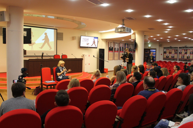 Творческие встречи, мастер-классы, ответы на вопросы… В музее оружия продолжается фестиваль «Герой нашего времени» Тульский Государственный Музей Оружия