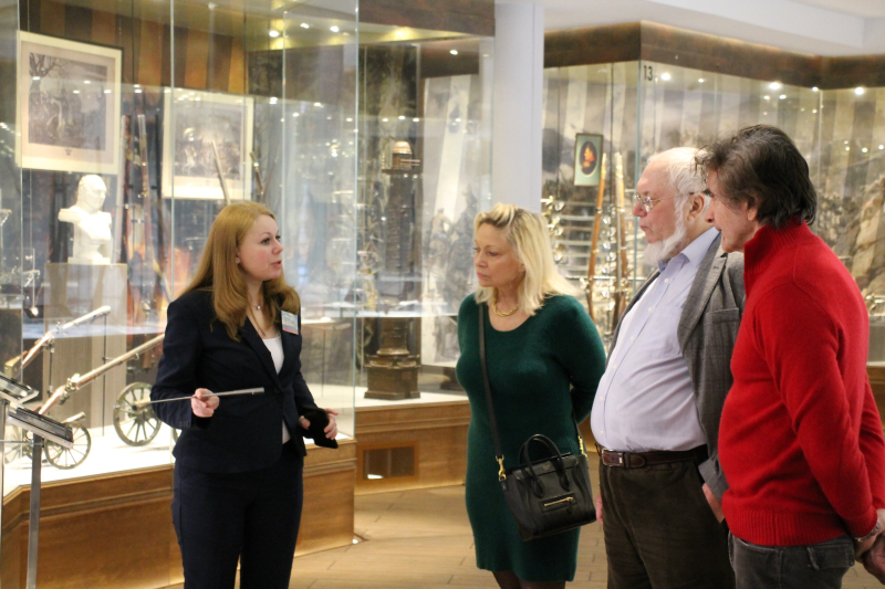 «Бесконечная благодарность лучшему музею России, современному, вневременному, затрагивающему душу человека». Искусствовед В.А. Дудаков Тульский Государственный Музей Оружия