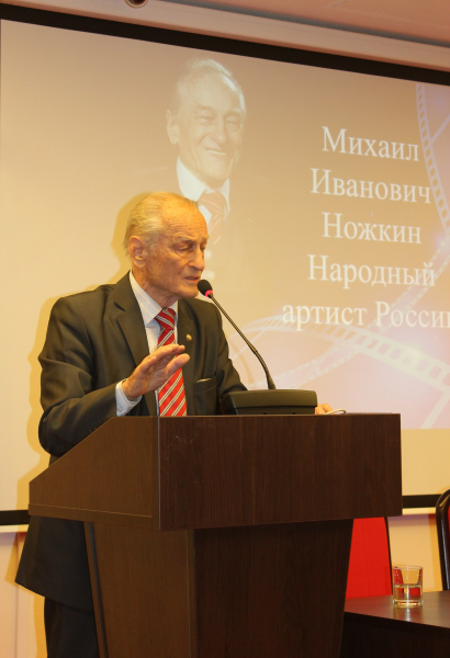 В музее оружия состоялась встреча народного артиста РФ Ножкина М.И. с работниками оборонно-промышленных предприятий. Тульский Государственный Музей Оружия