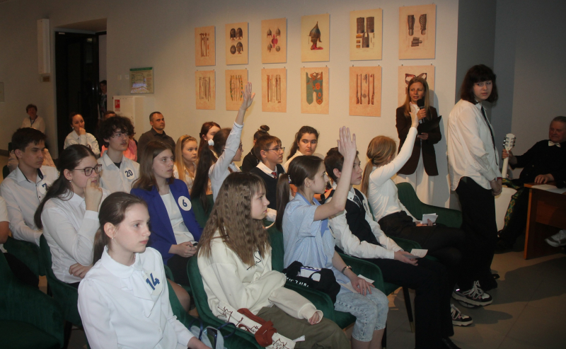 В музее оружия состоялся финал ежегодного историко-краеведческого конкурса «Поймёшь ли предков ты своих, «вернувшись» в ту эпоху?» Тульский Государственный Музей Оружия