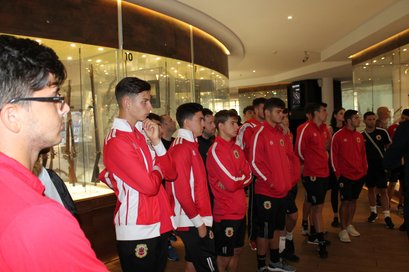 Тульский музей оружия посетили футболисты молодёжной сборной Гибралтара. Тульский Государственный Музей Оружия