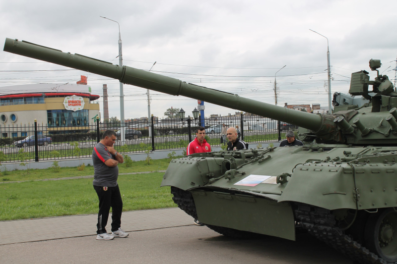 Тульский музей оружия посетили футболисты молодёжной сборной Гибралтара. Тульский Государственный Музей Оружия