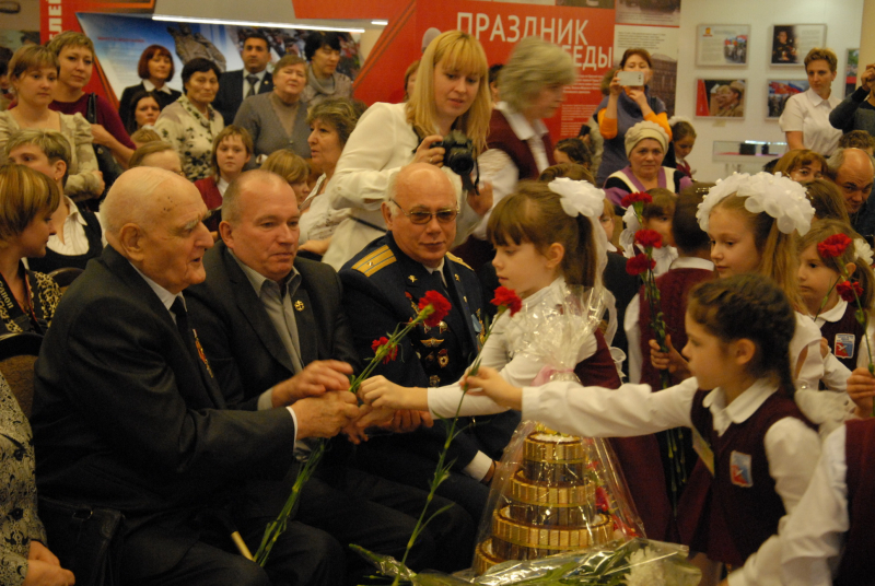 «Героями не рождаются, героями становятся!» - такой девиз у «леоновцев» Тульский Государственный Музей Оружия