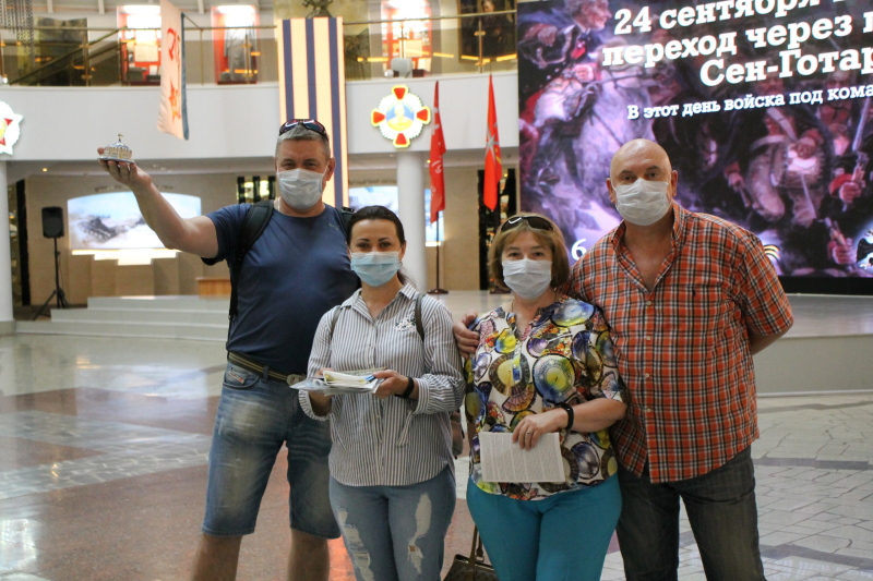 Сегодня первых посетителей музея оружия ожидали сюрпризы! Тульский Государственный Музей Оружия