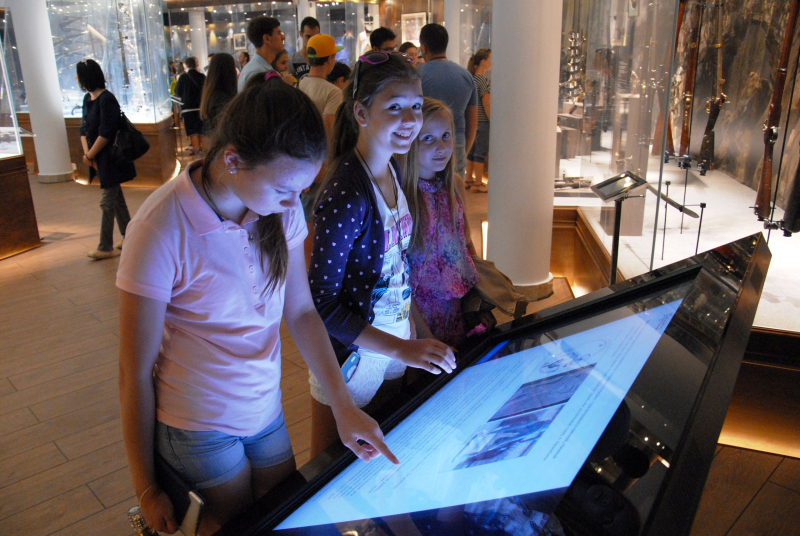 Свыше тысячи школьников «Маршруты Победы» привели в музей оружия! Тульский Государственный Музей Оружия