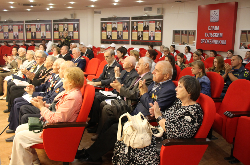 «Жить, чтобы помнить»: накануне Дня памяти и скорби в Тульском государственном музее оружия состоялся патриотический форум Тульский Государственный Музей Оружия